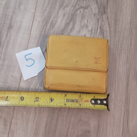 LOUIS VUITTON Epi Bifold  Wallet Marco  Yellow - Picture 8 of 9